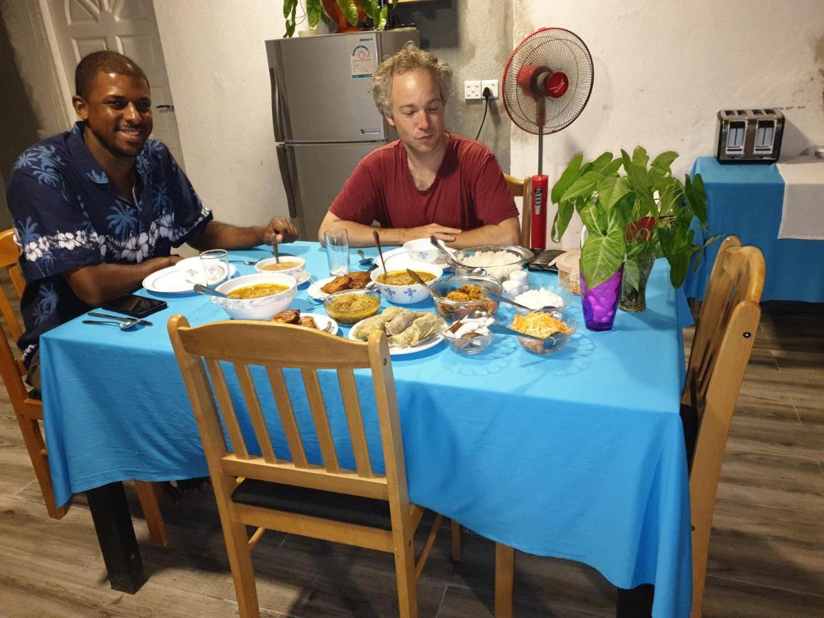 Fuvahmulah Inn Exteriör bild