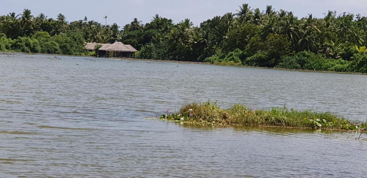 Fuvahmulah Inn Exteriör bild